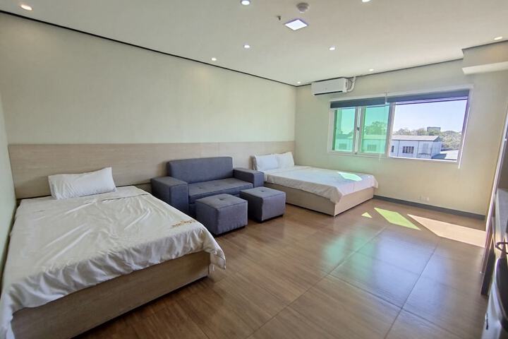 Room 14 of 29