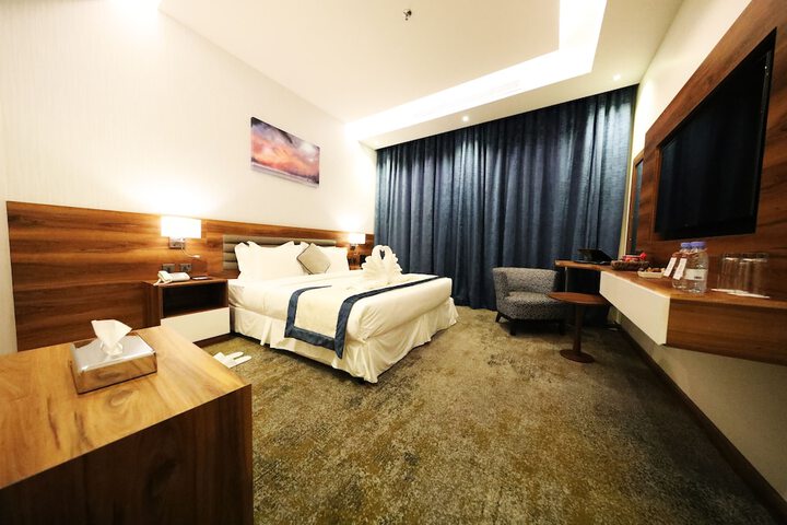 Room 7 of 39