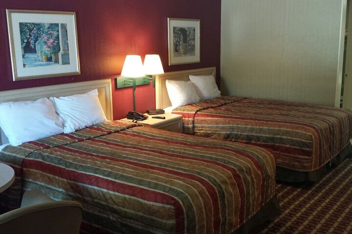 Room 4 of 26