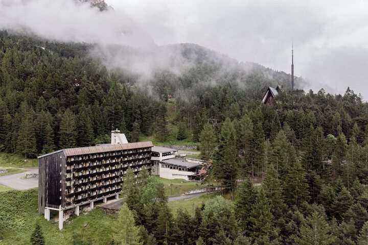 Hotel 53 of 57