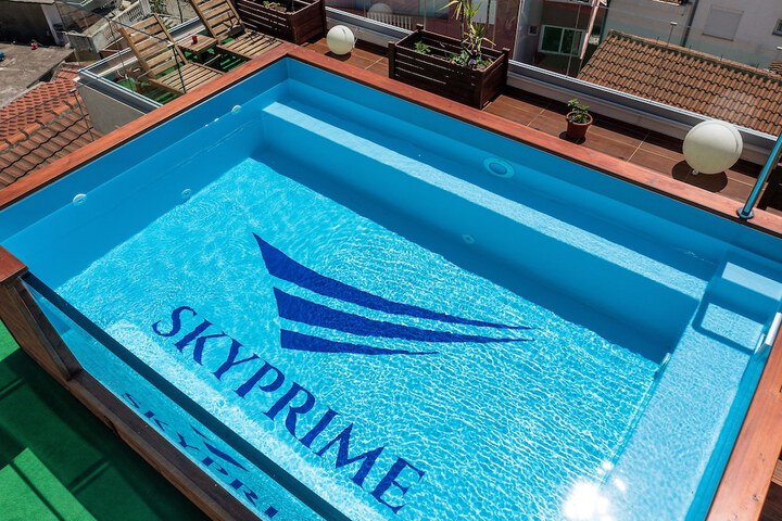 Pool 38 of 54