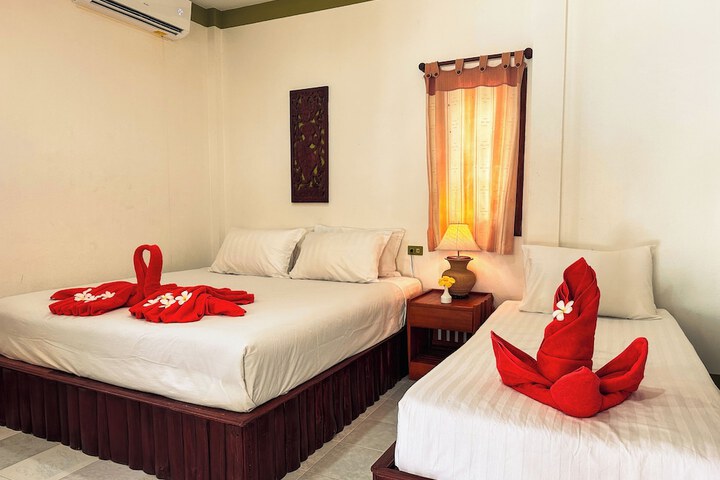 Room 4 of 22