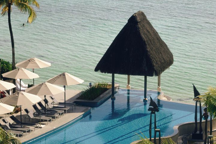 Pool Hotel