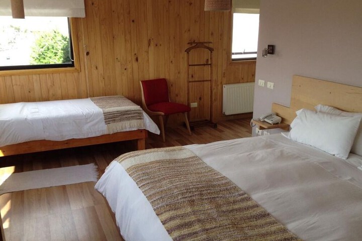 Room 4 of 13