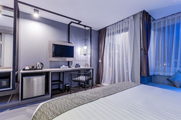 Room 27 of 75