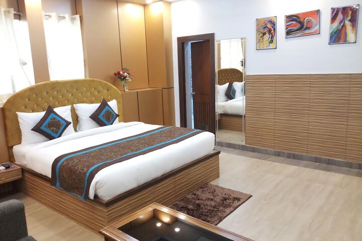 Room 21 of 44