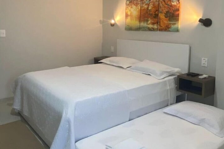 Room 4 of 13