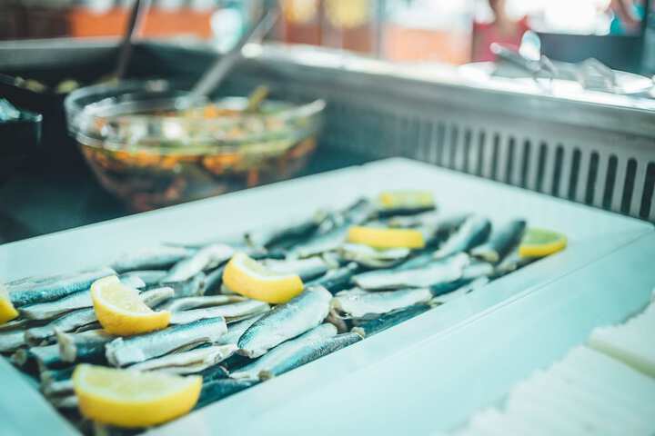 Lounge 31 of 42