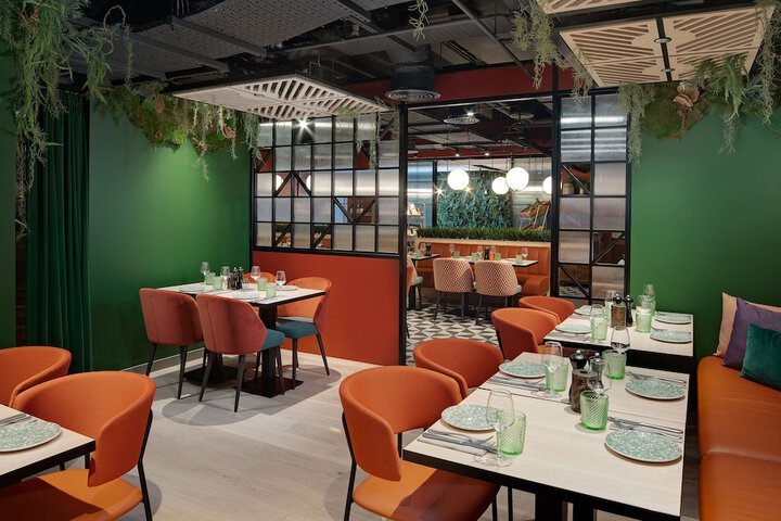 Dining 60 of 83