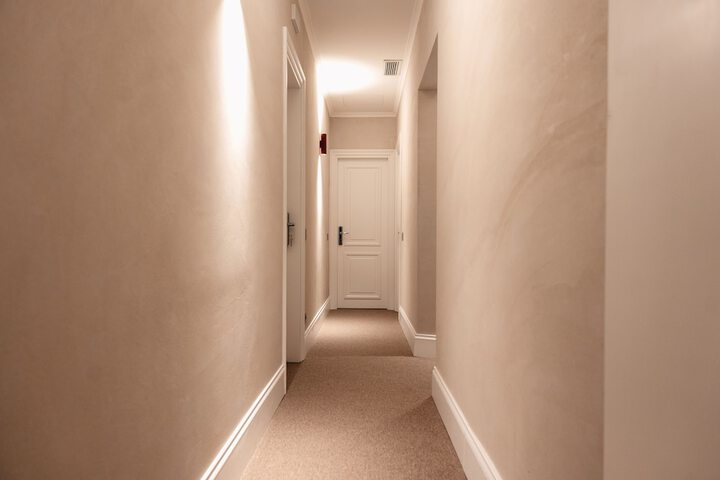 Ballroom/Hall 20 of 23