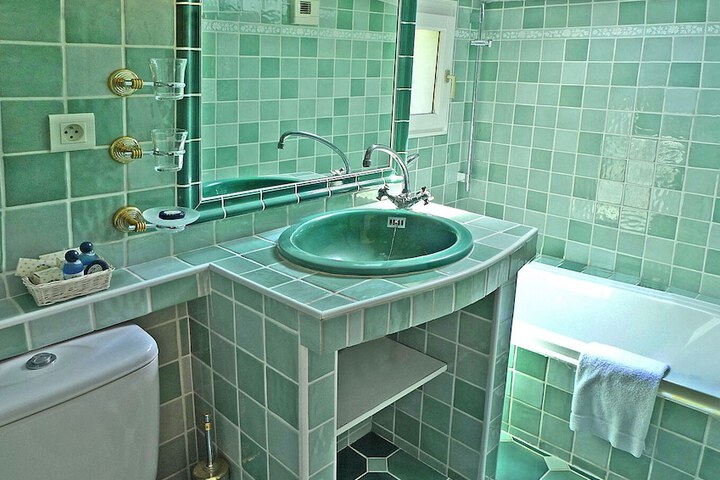 Bath Photo
