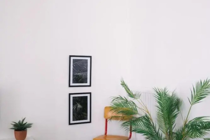 Room 11 of 14