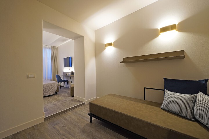 Room 7 of 59