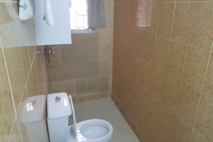 Room 100 of 130