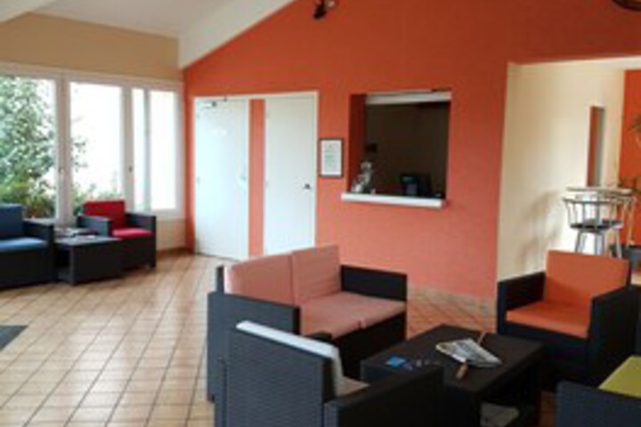 AVENIR HOTEL