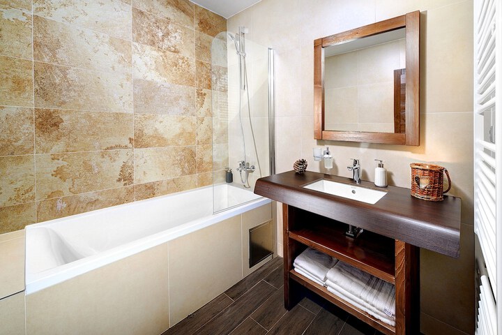 Clean Restrooms