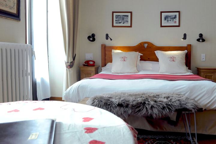 Room 19 of 42