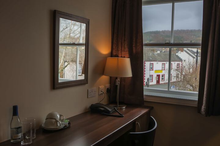 Room 8 of 47