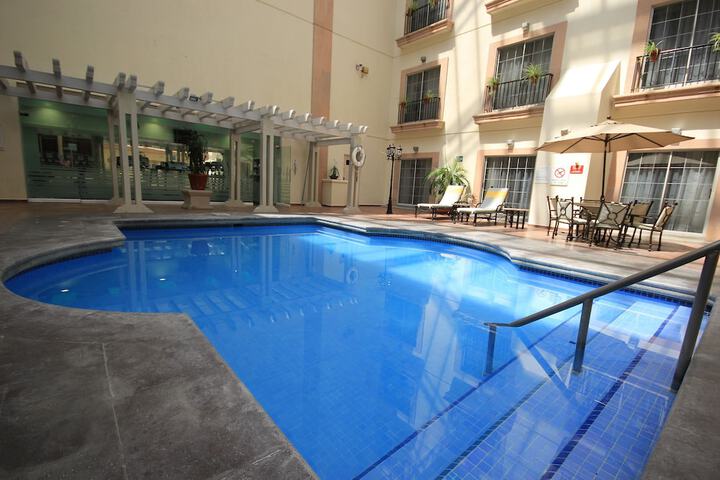 Pool 71 of 150