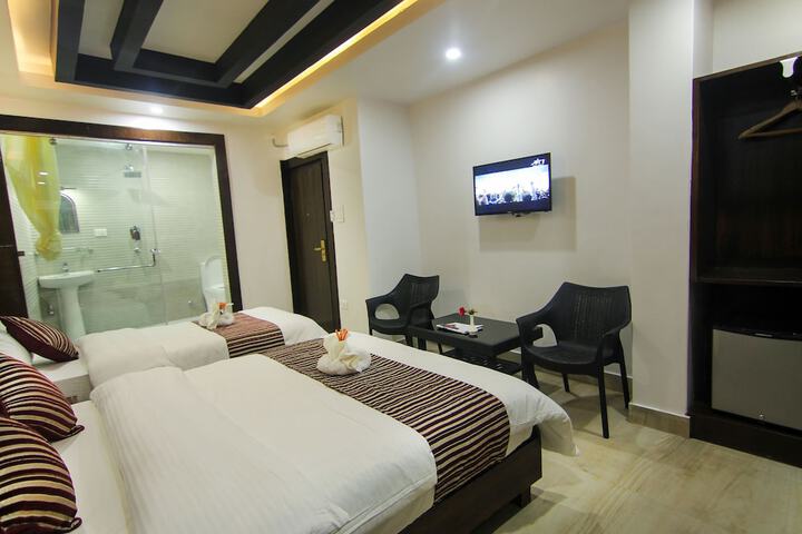 Room 4 of 45
