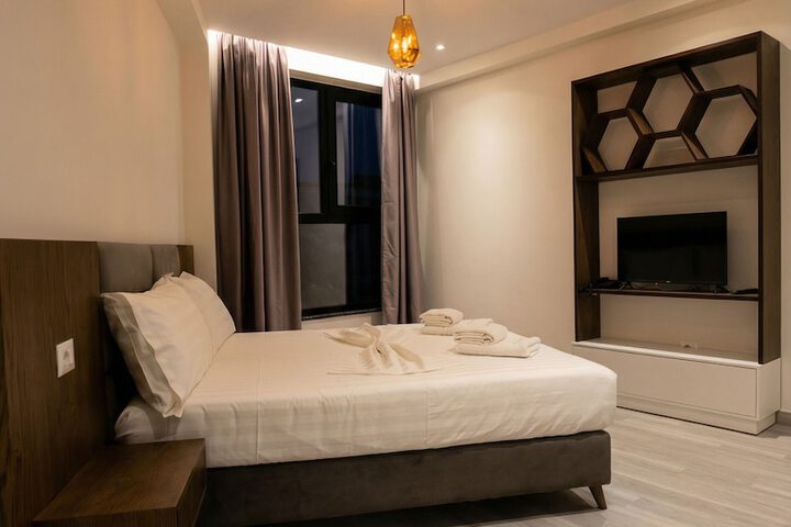 Room 4 of 57