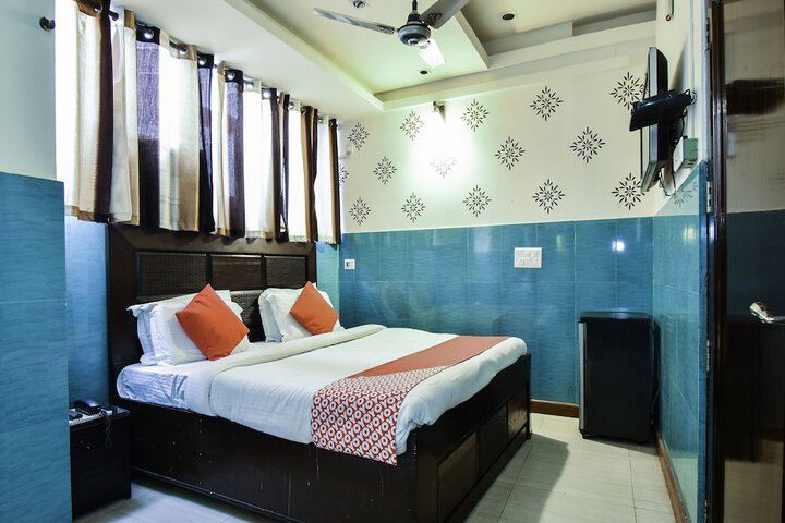 Room 6 of 21