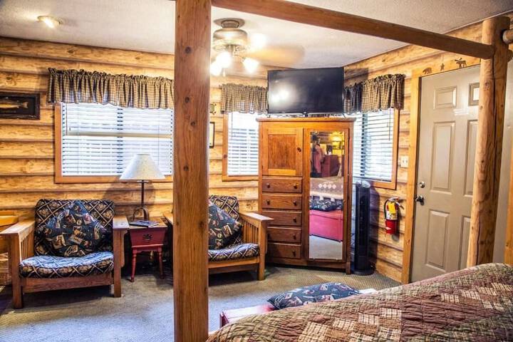 Room 32 of 68