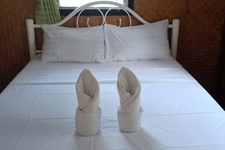 Room 9 of 50