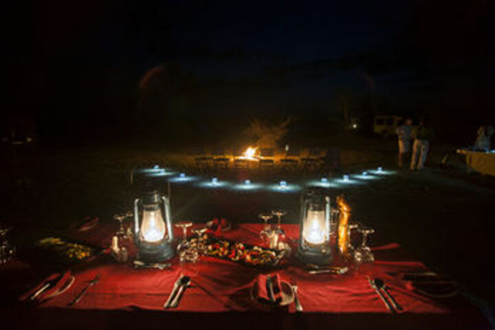 Dining 40 of 63