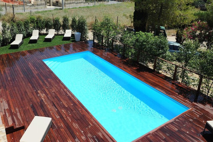 Pool 24 of 29