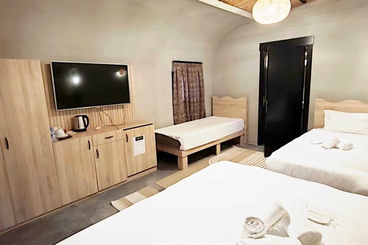 Room 45 of 78
