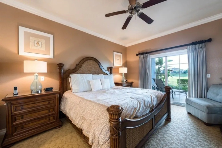 Room 2 of 11