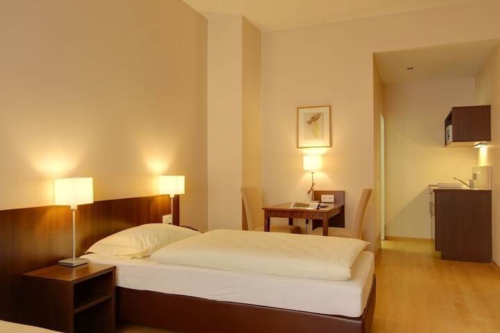 Room 8 of 46
