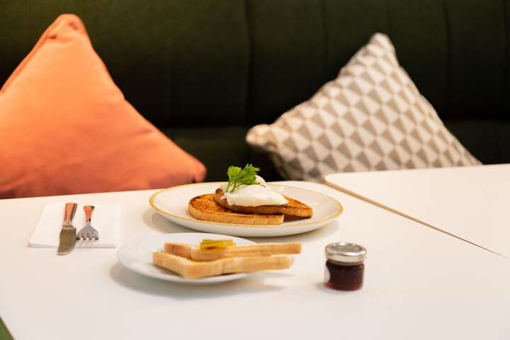 Breakfast/Coffee Service 69 of 99