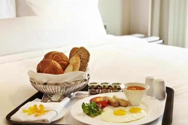 Breakfast/Coffee Service 52 of 61
