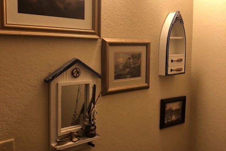 Hotel Interior 266 of 289