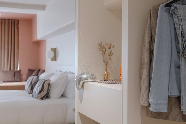 Room 252 of 780