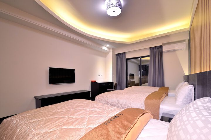 Room 13 of 39