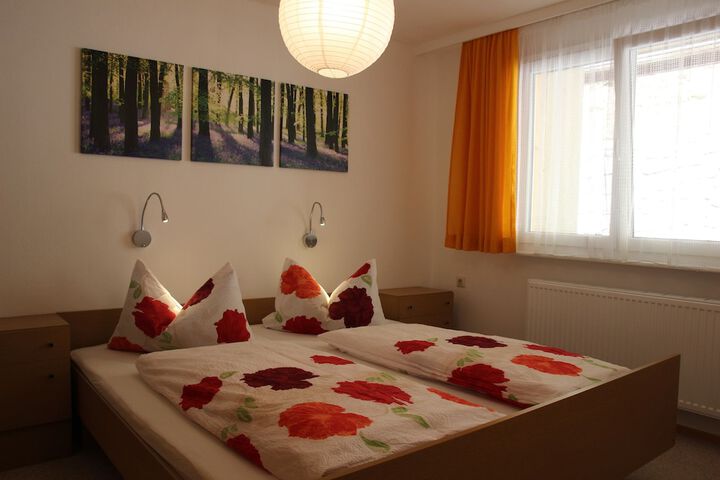 Room 14 of 86