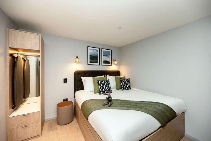 Room 16 of 81