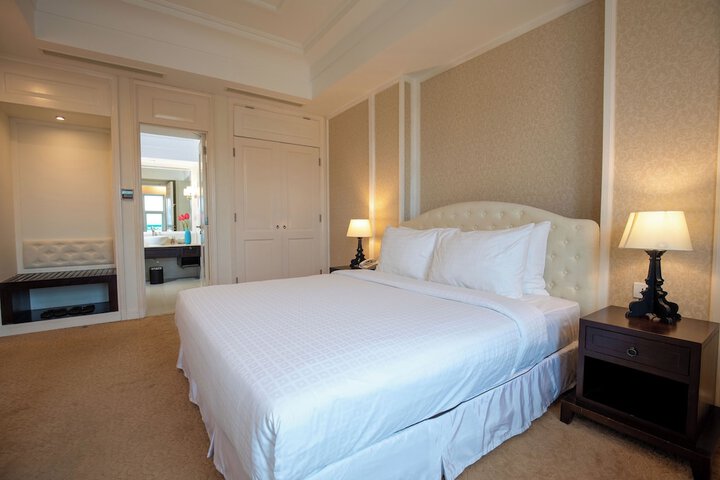 Room 14 of 67