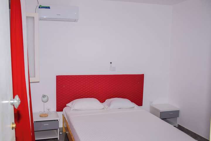 Room 26 of 58