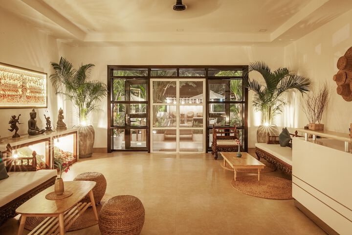 Hotel Interior 6 of 97