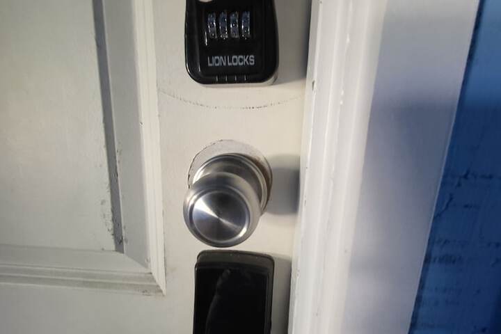 Room 84 of 222