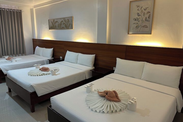 Room 12 of 36