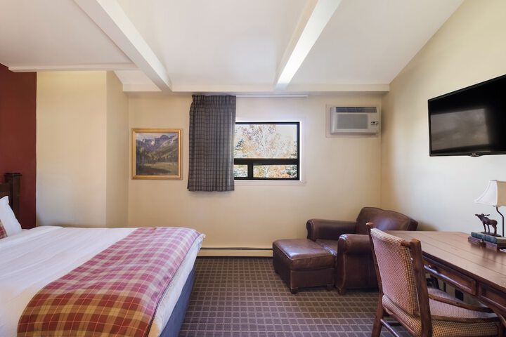 Room 21 of 60