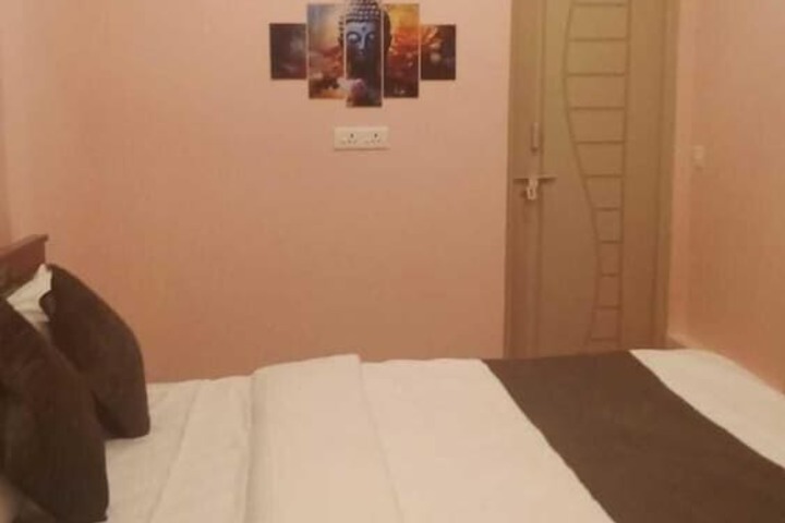 Room 63 of 195