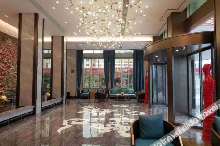Hotel Interior 6 of 18