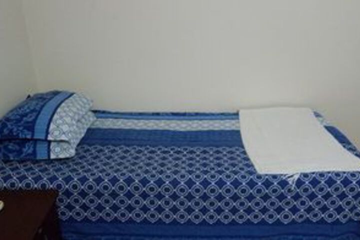 Room 9 of 41