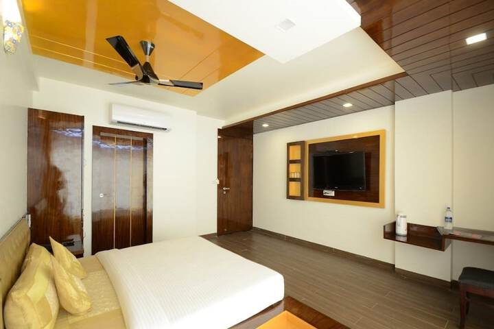 Room 14 of 39